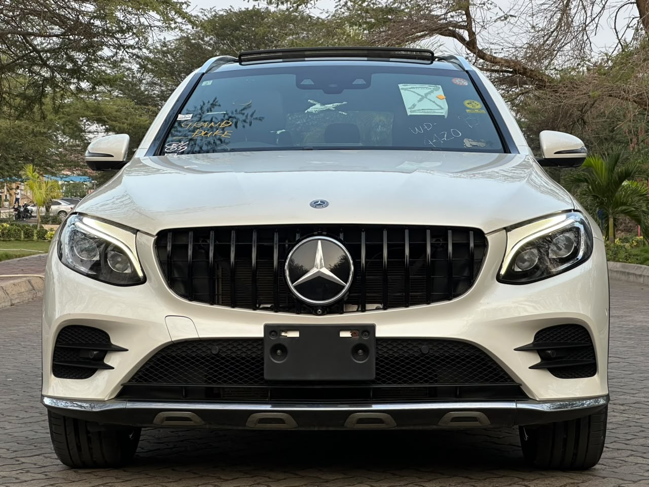 MERCEDES BENZ